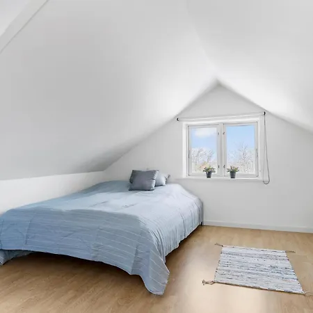 Feriehus 4 Bedroom Gorgeous In *