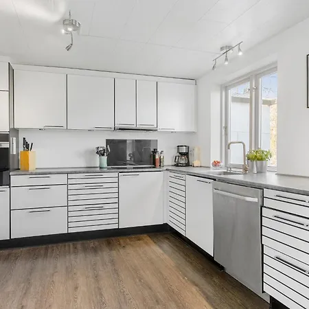 Gorgeous In With Kitchen Allinge-Sandvig