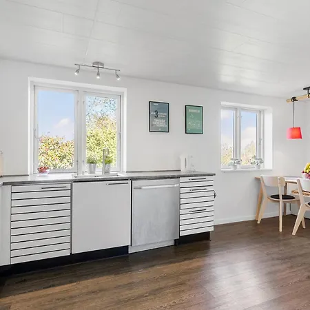 度假居 4 Bedroom Gorgeous In