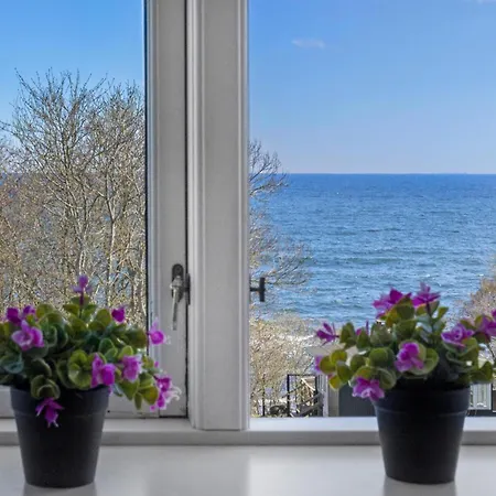 Holiday home Gorgeous In With Kitchen Allinge-Sandvig